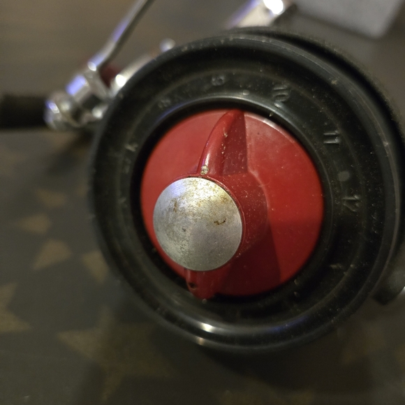 Vintage Fishing reel by D-A-M Quick 550 Salt Water fishing - Picture 12 of 16